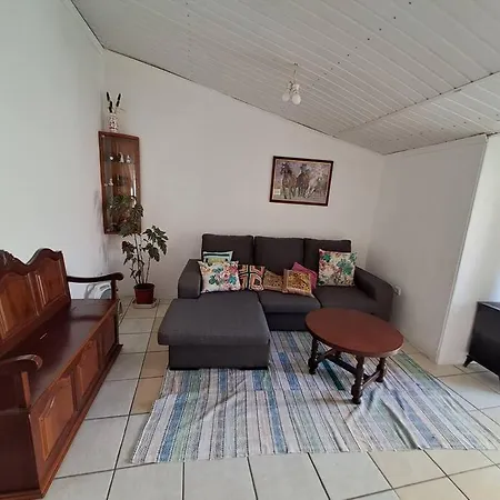 Vivenda Do Americo Juncal (Leiria)