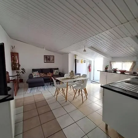 Vivenda Do Americo בית נופש Juncal (Leiria)