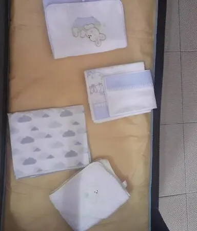 בית נופש Vivenda Do Americo Juncal (Leiria)