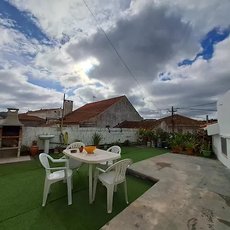 בית נופש Vivenda Do Americo Juncal (Leiria)