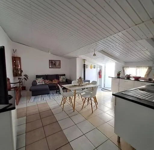 Vivenda Do Americo 別荘 Juncal